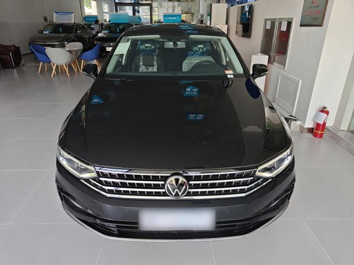Magotan 2025 280TSI DSG Comfort photo 2