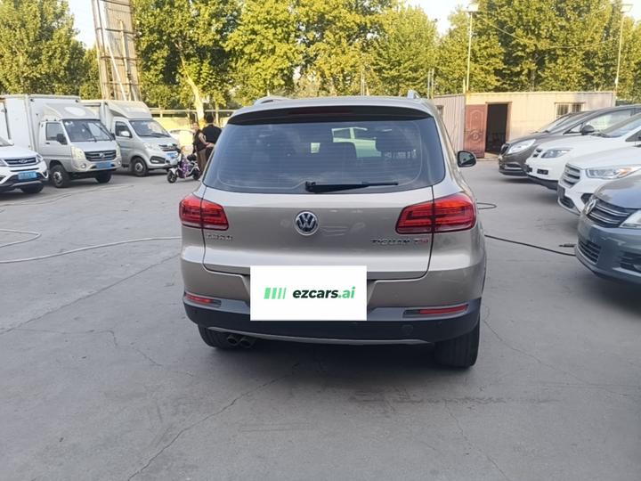 Tiguan 2015 1.8TSI AT RWD Luxury photo 3