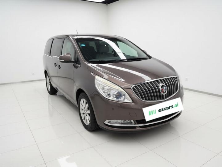 GL8 2015 2.4L Luxury Business Exclusive photo 3