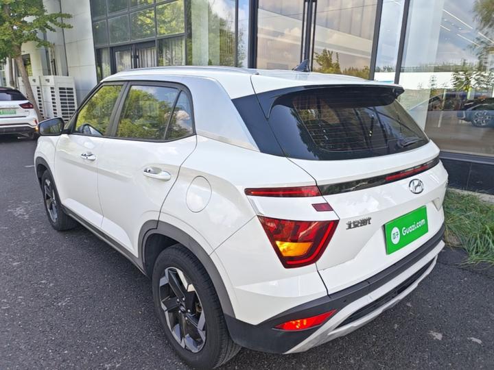 ix25 2020 1.5L CVT GLS Smart photo 4