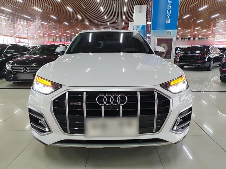 Q5L 2023 40T Luxury photo 2