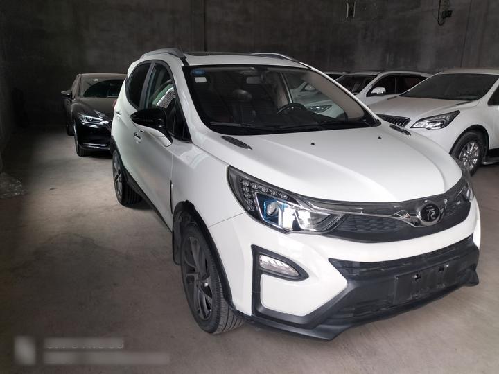 Yuan 2016 1.5L MT Premium photo 3