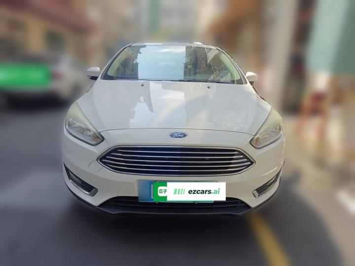 Focus 2015 Sedan 1.6L AT photo 2