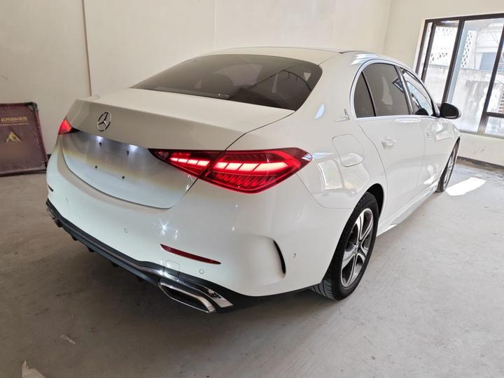 C-Class 2022 Facelift C 200 L Sport photo 4
