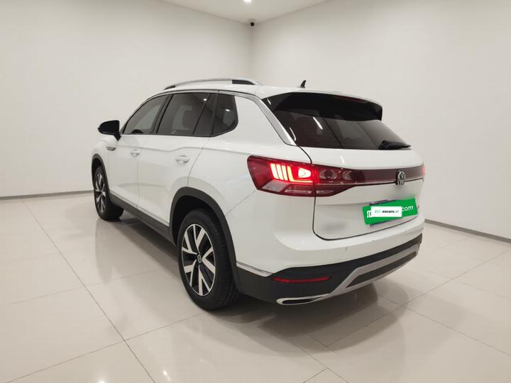Tayron 2024 300TSI RWD Luxury Plus Advanced photo 4