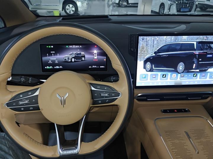 Voyah Dreamer 2025 PHEV AWD Excellence Qiankun photo 5