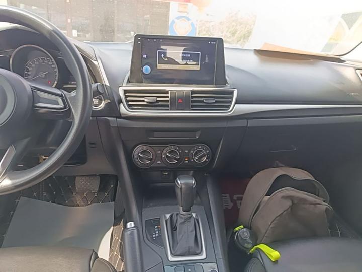 3 Axela 2019 Hatchback 1.5L AT Comfort China VI photo 8