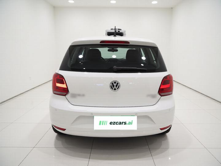 Polo 2014 1.6L AT Comfort photo 3
