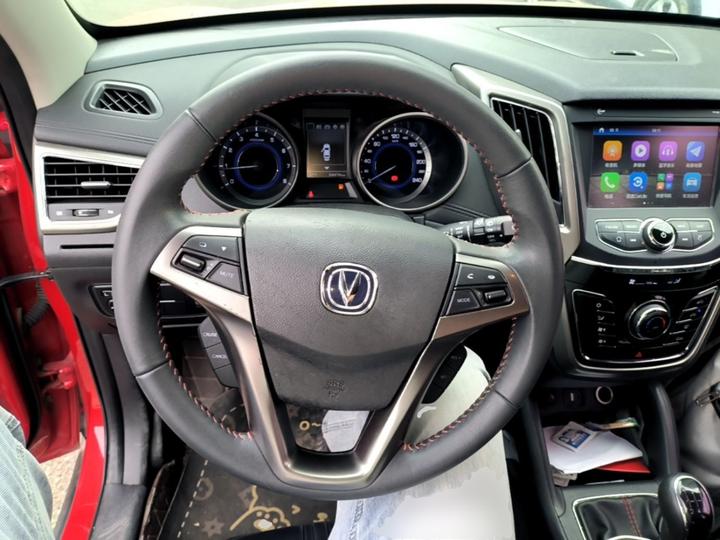 CS35 2017 1.6L MT Luxury photo 6