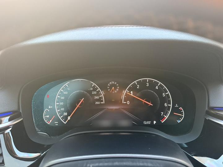 5 Series 2019 Facelift 525Li Luxury photo 3