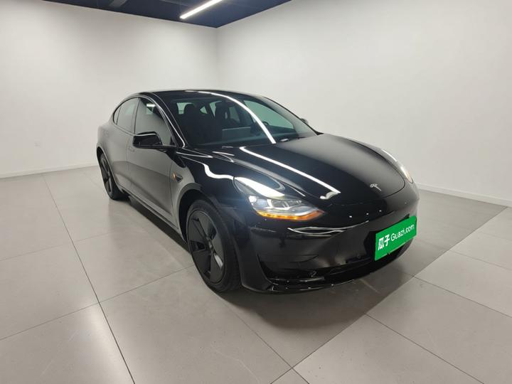 Model 3 2022 RWD photo 3