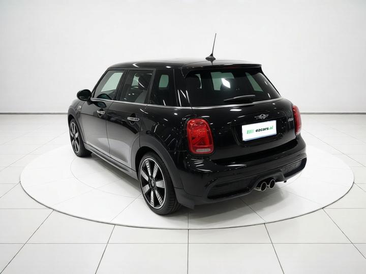 2023 2.0T COOPER S 5-Door photo 4