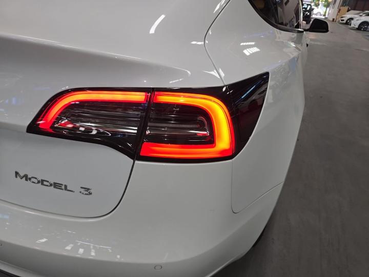 Model 3 2021 Standard Range RWD Upgraded photo 7