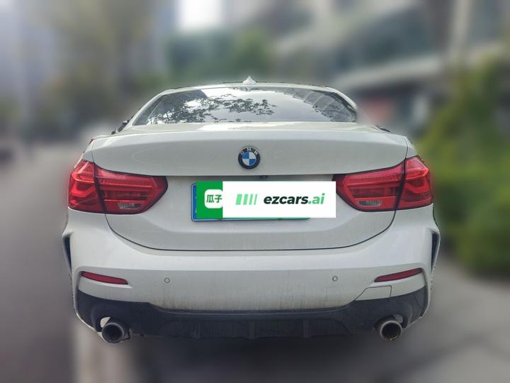 1 Series 2019 120i Leading M Sport Package photo 5