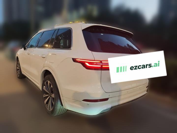 Li Auto ONE 2020 EREV 6-Seater photo 4