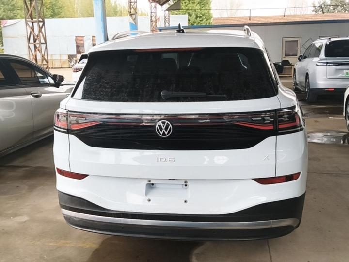 ID.6 X 2021 Facelift Pure+ Long Range photo 3