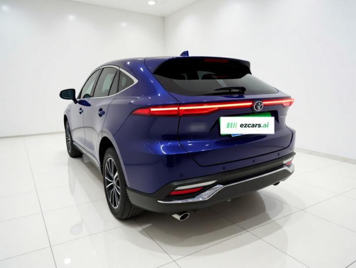 Harrier 2022 2.0L CVT RWD Luxury photo 4