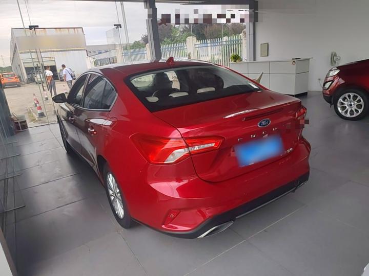 Focus 2021 Sedan EcoBoost 180 AT photo 4