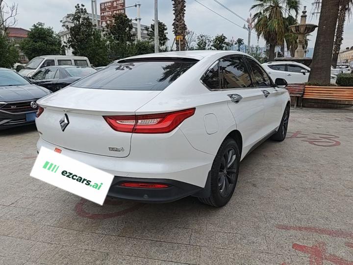 RC-6 2019 1.5T CVT 24 Luxury photo 6