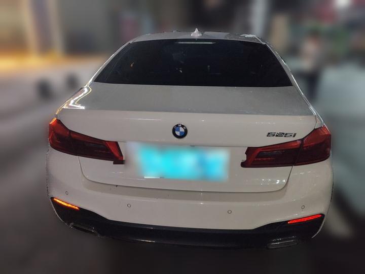 5 Series Imported 2020 525i M Sport Package photo 5
