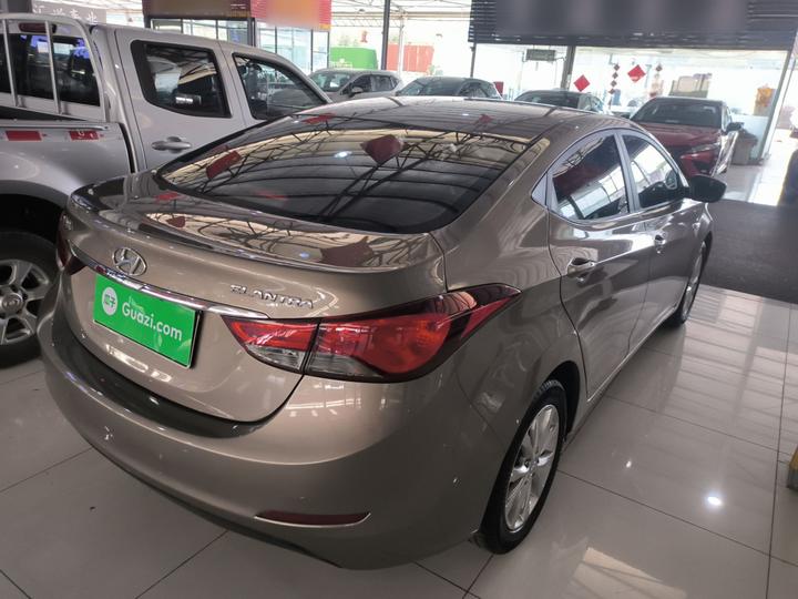Elantra 2016 1.6L AT Smart photo 4