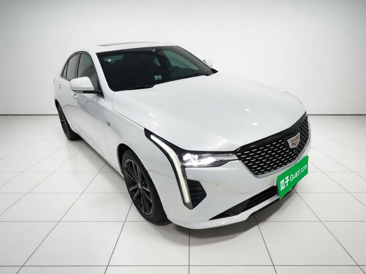 CT4 2023 25T Luxury photo 3