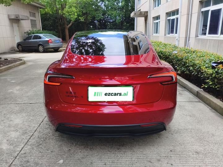 Model 3 2026 RWD photo 3