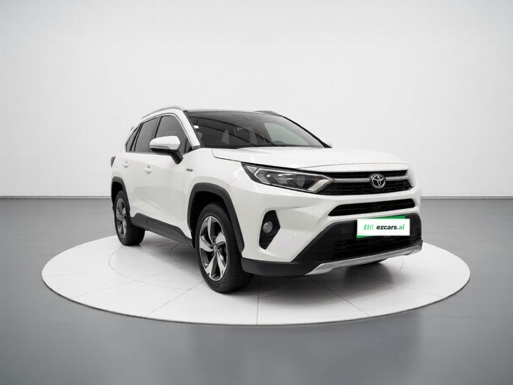 RAV4 2021 2.0L CVT RWD PLUS photo 3