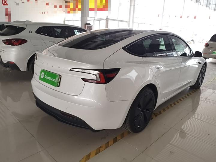 Model 3 2025 RWD photo 4