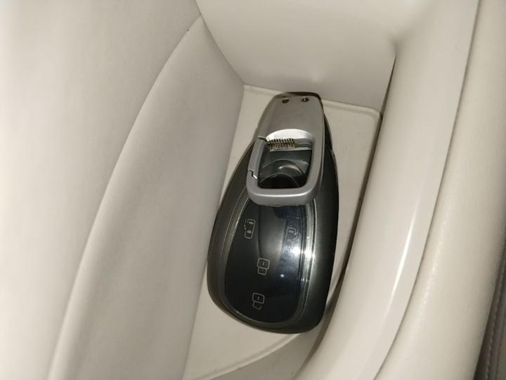 2023 AWD Flagship photo 8