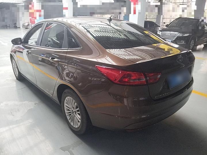 Escort 2017 Facelift 1.5L AT Comfort photo 4