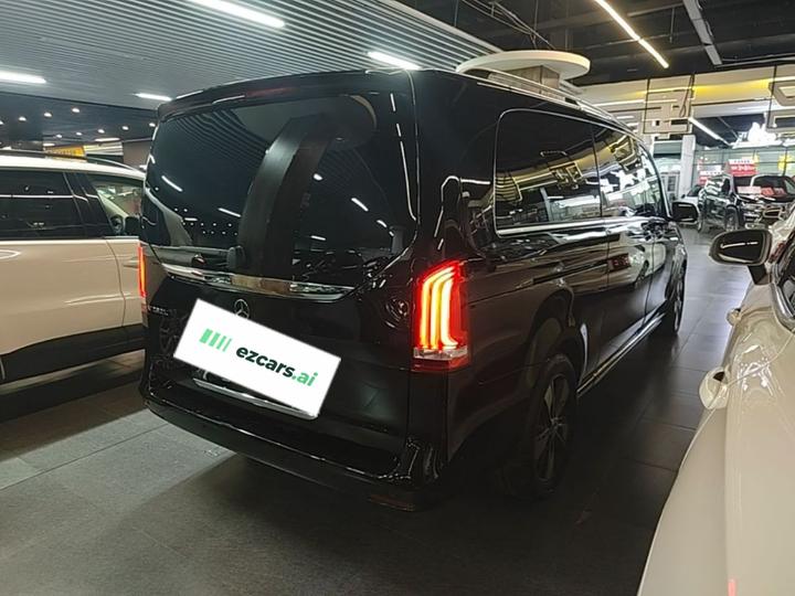 V-Class 2021 V 260 L Long Wheelbase Premium photo 4