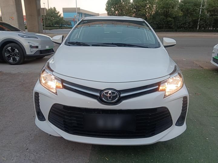 Vios 2021 1.5L CVT photo 2