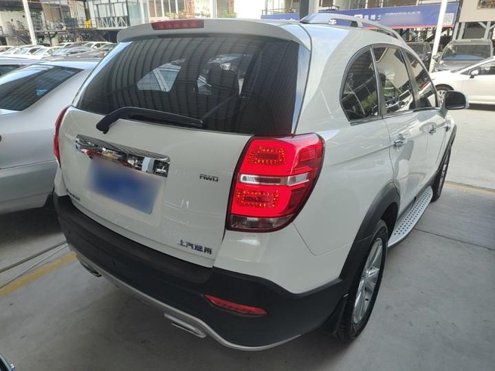 2015 2.4L AWD Flagship 7-Seater photo 4