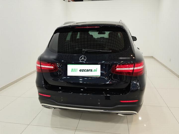 GLC 2018 GLC 260 4MATIC Luxury photo 5