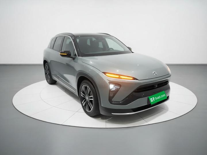 ES6 2020 600KM Sport photo 3