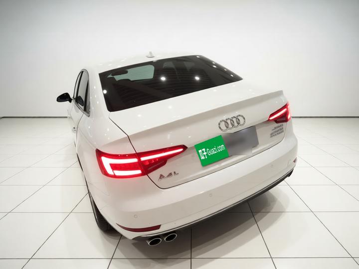 A4L 2018 30 Anniversary 40 TFSI Progressive photo 4