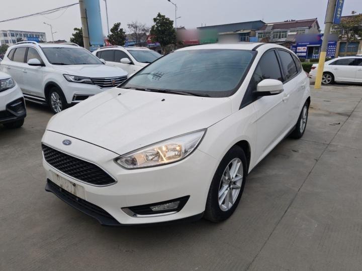 Focus 2015 Hatchback 1.6L AT