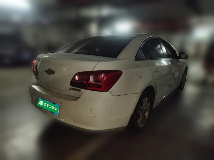 2015 1.5L Classic SE AT photo 6
