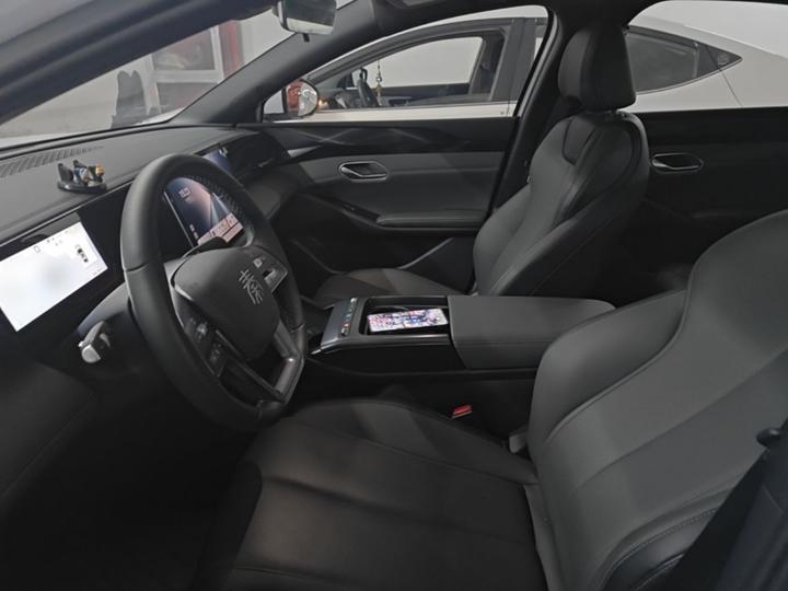 Qin L 2025 EV 470KM Leading photo 6