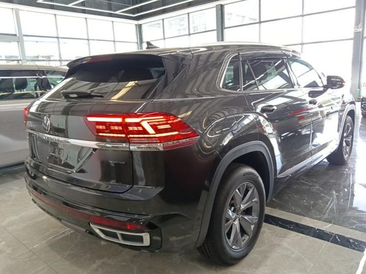 Teramont X 2022 380TSI AWD Luxury photo 4