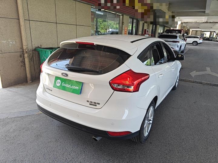 Focus 2015 Hatchback EcoBoost 180 AT Elite photo 4