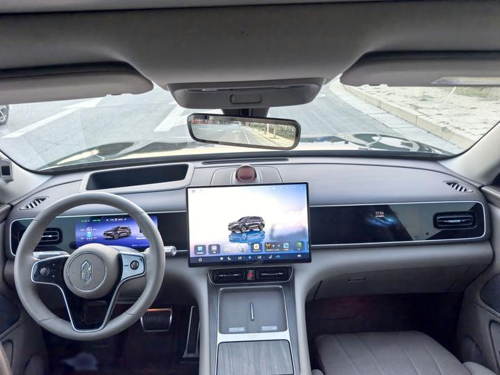 HIMA AITO M7 2026 EREV Ultra AWD 6-Seater 192-Line LiDAR photo 5