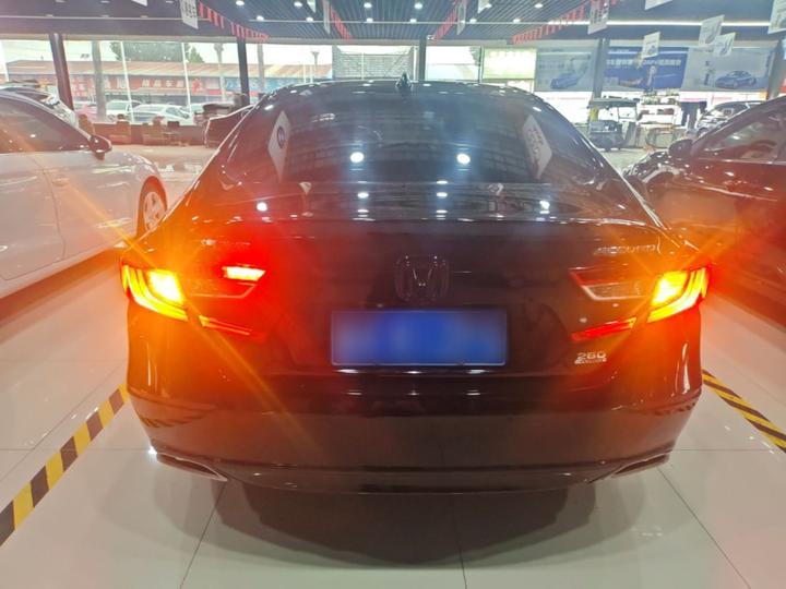 Accord 2018 260TURBO Elite China VI photo 5