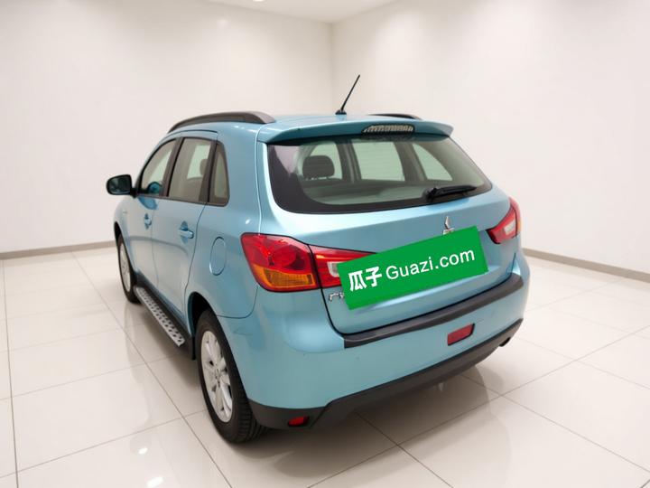 ASX 2013 2.0L CVT RWD Tech photo 4