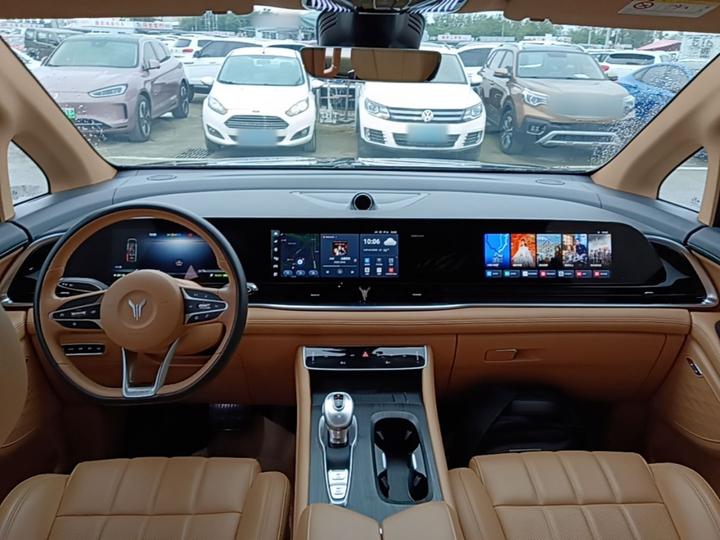 Voyah Dreamer 2024 PHEV Extended Range Excellence photo 5