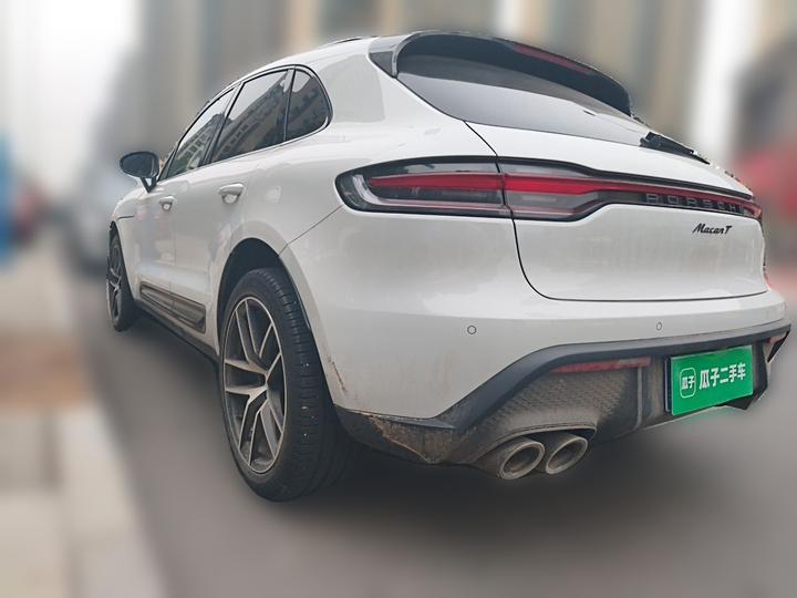 2022 Macan T 2.0T photo 4