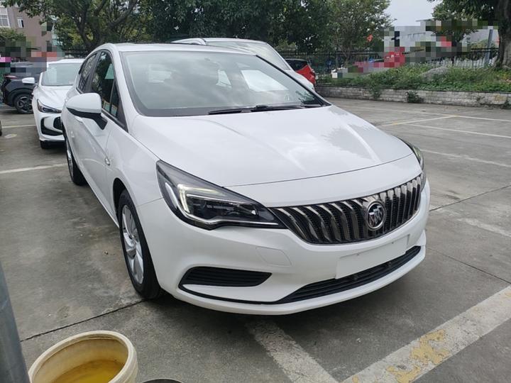 Verano 2016 Hatchback 15S AT Progressive photo 3