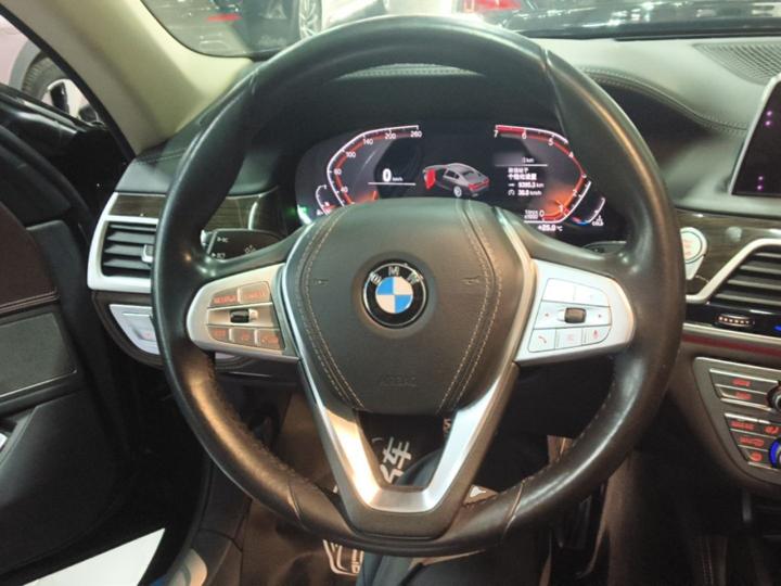 7 Series 2019 Facelift 730Li Luxury photo 2