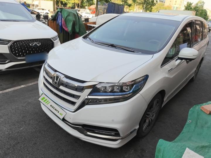 Elysion 2019 2.0L Hybrid Luxury